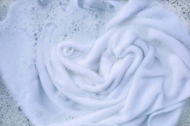 Yıkamadan önce bezi ıslat, beyaz bez.