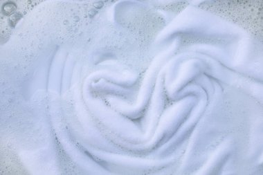 Yıkamadan önce bezi ıslat, beyaz bez.