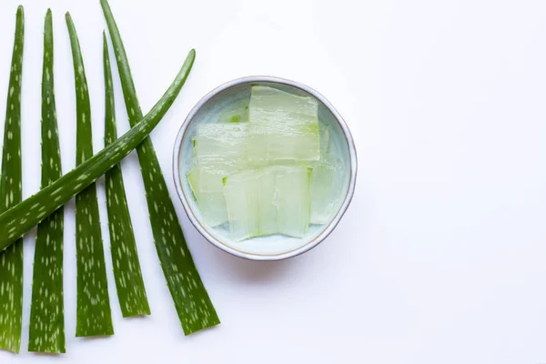 Aloe vera é uma planta medicinal popular para a saúde e beleza, wh — Fotografia de Stock