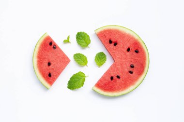 Yaz meyvesi, nane yaprakları ile karpuz Dilimleri