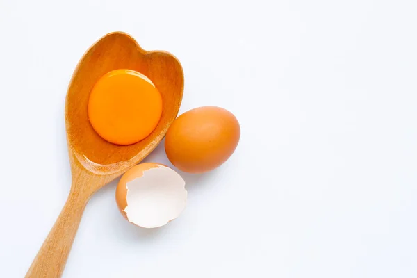 Ovos sobre fundo branco. — Fotografia de Stock