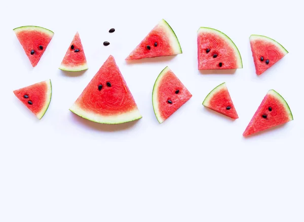 Fatias de melancia fresca no fundo branco — Fotografia de Stock