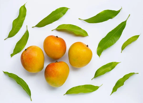 Mangue Fruits Tropicaux Avec Des Feuilles Sur Fond Blanc Vue — Photo