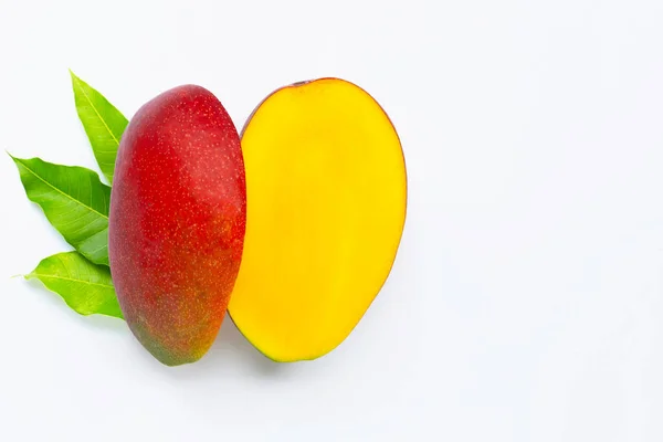 Tropisk Frukt Mango Vit Bakgrund Ovanifrån — Stockfoto