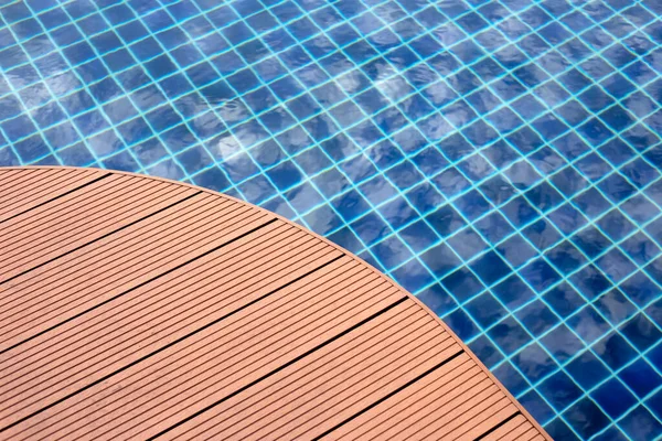 Piscine Avec Plancher Terrasse Bois — Photo