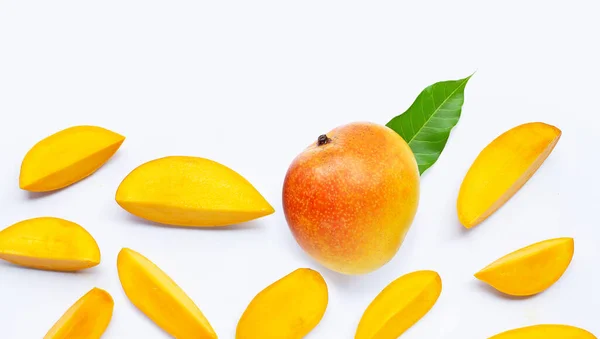 Buah Tropis Mango Dengan Latar Belakang Putih Tampilan Atas — Stok Foto