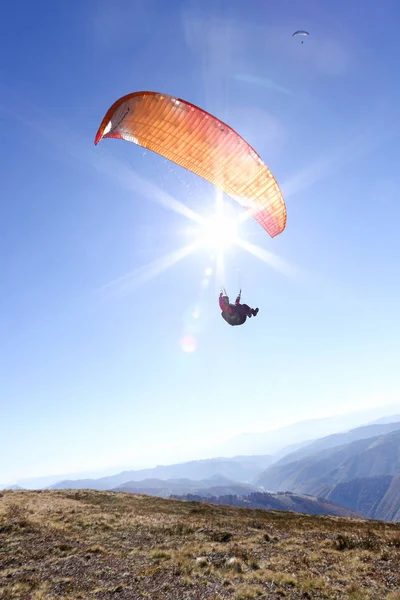 Photograph People Who Engaged Paragliding Learn Fly Paragliders What Get — Stock Photo, Image