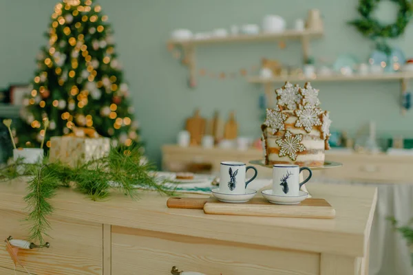 Weihnachtsdekoration Mit Christbaum Und Geschenken — Stockfoto