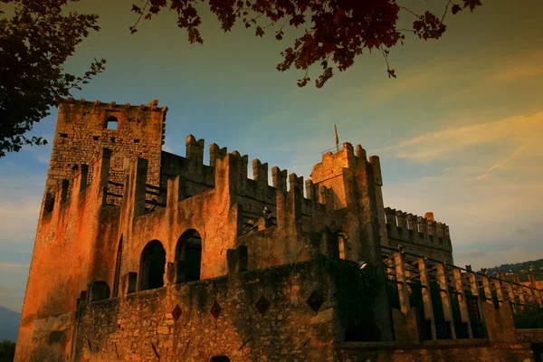 Velho Castelo Torri Del Benaco Itália — Fotografia de Stock