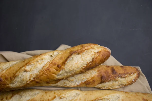 Kopyalama alanı siyah zemin üzerine Fransız ekmeği seçimi yapılmış