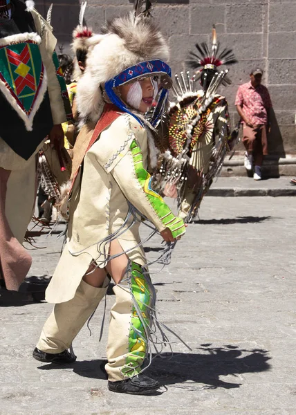 San Miguel Allende Guanajuato Meksika 2013 Nsanlar Kasabanın Zocalo Sunda — Stok fotoğraf