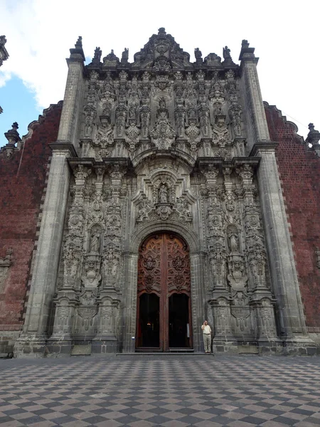 墨西哥城 墨西哥 2019 大都会大教堂 位于大都会大教堂旁边 — 图库照片