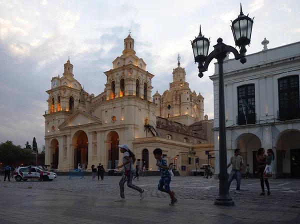 科尔多瓦市 科尔多瓦 阿根廷 2019 科尔多瓦大教堂 圣母升天 是阿根廷最古老的教堂连续服务 — 图库照片