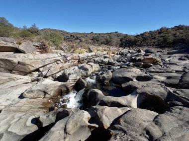 Los Chiorrillos nehri manzarası, Cabalango, Cordoba, Arjantin