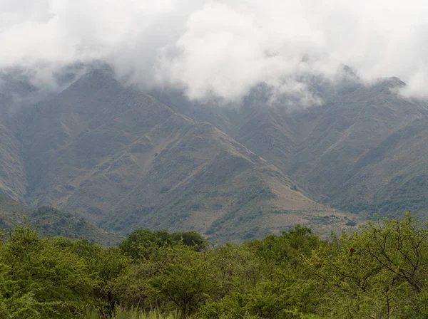 Kilátás Comechingones Hegyek Borított Felhők Villa Merlo San Luis Argentína — Stock Fotó