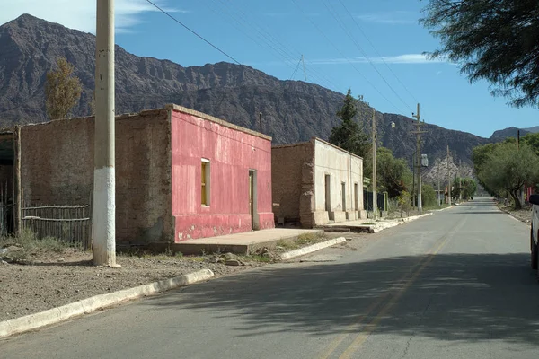 フアスカ オカンポ イダルゴ メキシコ 19年 町の中心部にある典型的な石畳の通り ストックエディトリアル用写真 C Mfmegevand