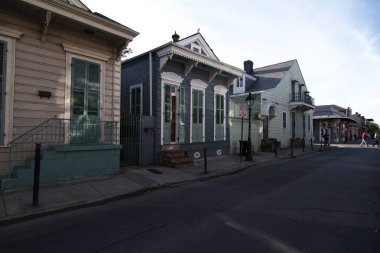 New Orleans, Louisiana, Abd - 2019: Fransız Mahallesi'nde geleneksel tarzda bir ev.