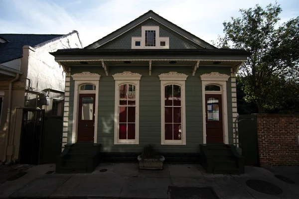 Nueva Orleans Luisiana 2019 Una Casa Estilo Tradicional Barrio Francés — Foto de Stock