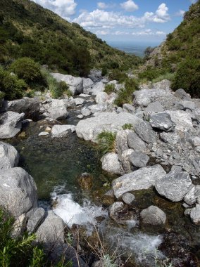 Villa de Merlo, San Luis, Arjantin'deki Reserva Florofaunistica rezervinin manzarası.