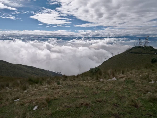 Panorámás Kilátás Pichincha Vulkán Mindössze Oldalán Quito Amely Körbe Körbe — Stock Fotó