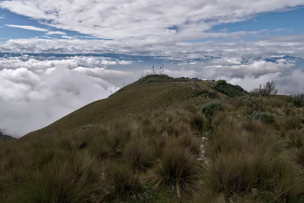 Panorámás Kilátás Pichincha Vulkán Mindössze Oldalán Quito Amely Körbe Körbe — Stock Fotó