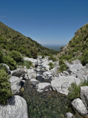 Villa de Merlo, San Luis, Arjantin'deki Reserva Florofaunistica rezervinin manzarası.