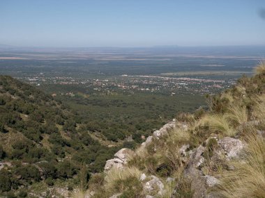 Pasos Malos nehri manzarası, Villa de Merlo, San Luis, Arjantin.