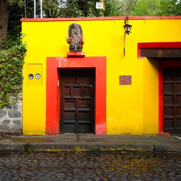 Mexiko Stadt Mexiko 2019 Ein Haus Coyoacan Viertel Zeigt Den — Stockfoto