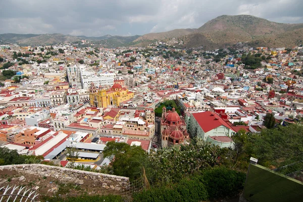 Vista Aérea Del Centro Histórico Guanajuato Incluyendo Basílica Universidad Guanajuato — Foto de Stock