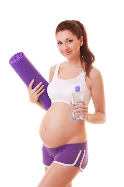 Hermosa Mujer Embarazada Con Esterilla Ejercicio Agua Sobre Fondo Blanco — Foto de Stock