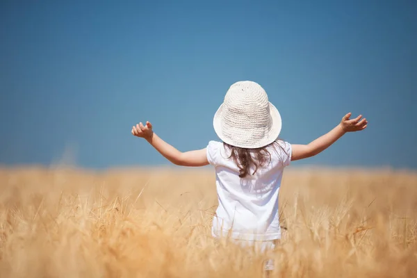 Happy Girl Walking Golden Wheat Enjoying Life Field Nature Beauty — Stock Photo, Image