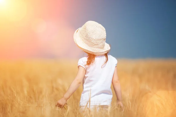 Happy Girl Walking Golden Wheat Enjoying Life Field Nature Beauty — Stock Photo, Image