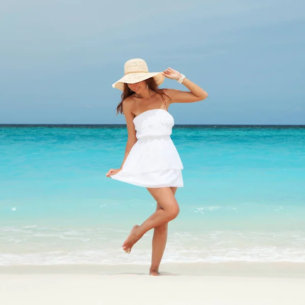 Fashion Woman Dancing Beach Happy Island Lifestyle White Sand Blue — Stock Photo, Image