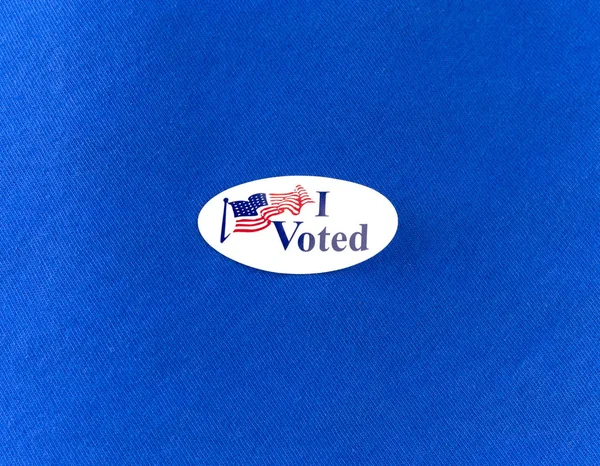 Votei Adesivo Eleitoral Camisa Algodão Azul Fotos De Bancos De Imagens Sem Royalties