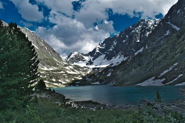 Lustro Góry Jezioro — Zdjęcie stockowe