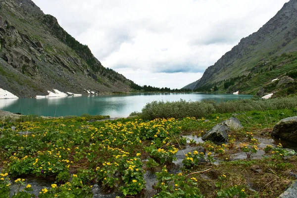 Espelho Lago Montanha — Fotografia de Stock