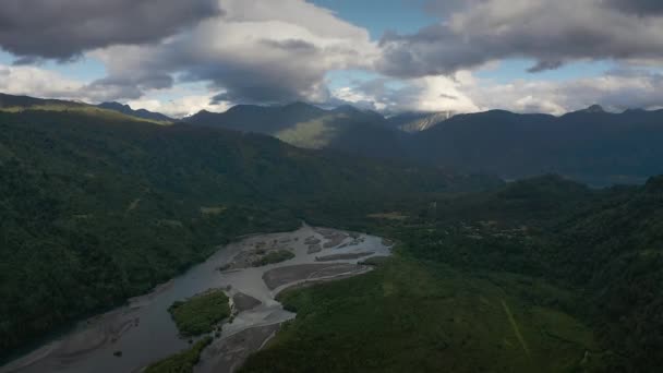 Aerial River Petrohue en Osorno Puerto Varas, Chile, América del Sur. — Vídeo de stock