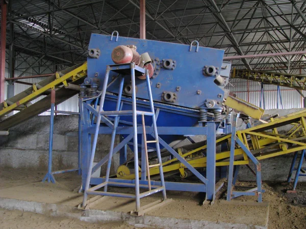 Trillende Separator Zeef Als Onderdeel Van Lijn Van Het Verwerkings — Stockfoto