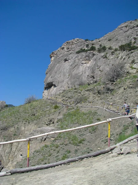 Crimée Sentier Randonnée Montagne Escarpé Pentes Dangereuses Escarpées Faune Intacte — Photo