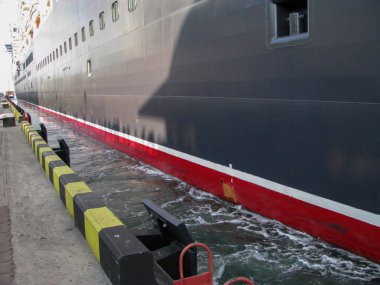 Cruise Liner İskele Kapalı Taşır