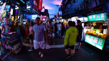 Daan bölgesi, Taipei/Tayvan - 7 Temmuz 2018: Onun Tayvan geleneksel bir konumda. zaman atlamalı. fotoğraf makinesi: Canon Eos 5d mark4