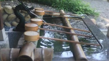 Itadori district, Gifu/Japonya - 7th Ağustos 2018: onun bir arıtma yalak, Gifu Japonya Japonca. fotoğraf makinesi: Canon Eos 5d mark4