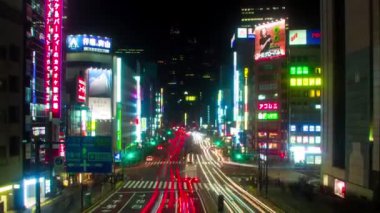 Shinjuku, Tokyo/Japonya - 11th Ocak 2018: Onun Tokyo gece şehir konum. zaman atlamalı. fotoğraf makinesi: Canon Eos 5d mark4