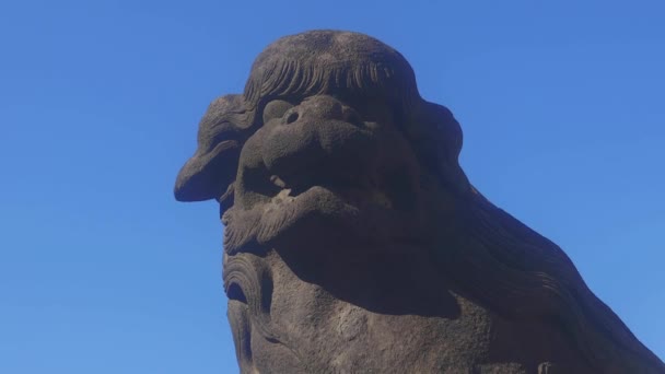 Asakusa Tokio Japón Agosto 2018 Perro Guardián Komainu Santuario Japonés — Vídeos de Stock