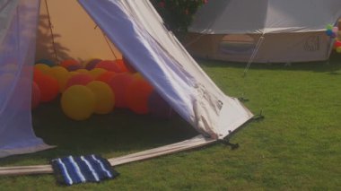 Amami, Kagoshima/Japonya - 22 Eylül 2018: Onun bir dekorasyon Amami Adası Kagoshima içinde. zaman atlamalı. fotoğraf makinesi: Canon Eos 5d mark4