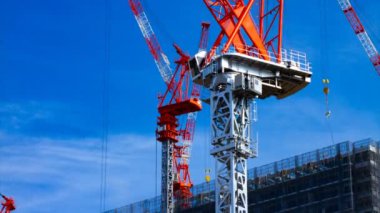 Hareketli vinç, yapım aşamasında