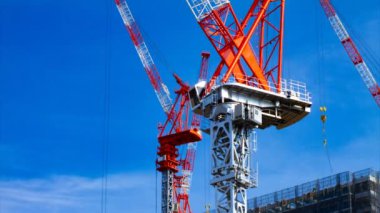 Hareketli vinç, yapım aşamasında