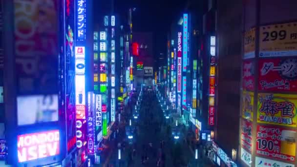 Gece timelapse neon şehirdeki sokak — Stok video