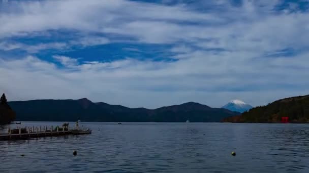 富士山后面的大湖时光流逝 — 图库视频影像