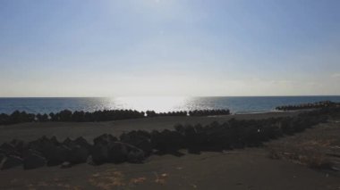 Kopya alanı da dahil olmak üzere dalga Shizuoka geniş kum beach civarındaki vurdu